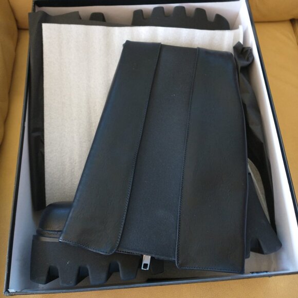 NEW - LAMODA - Chunky Platform Knee High Boots - Picture 4 of 6